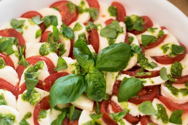 Tomaten-Mozzarella-Platte